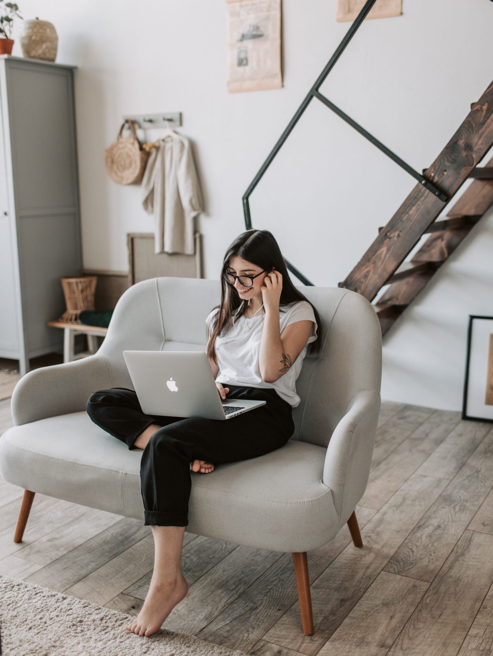 pexels-vlada-karpovich-4050349 Ad Astra Tech in Seattle